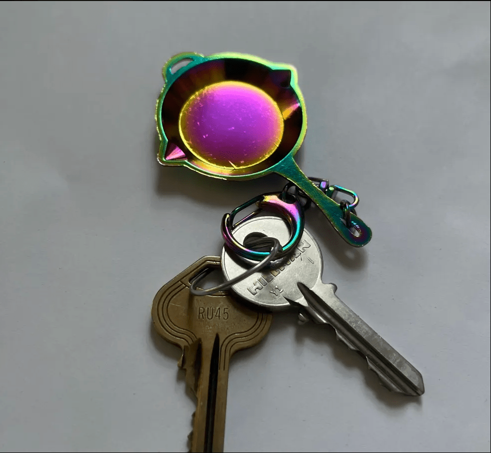 Frying Pan Keychain - The Wandering Inn Store - pirateaba