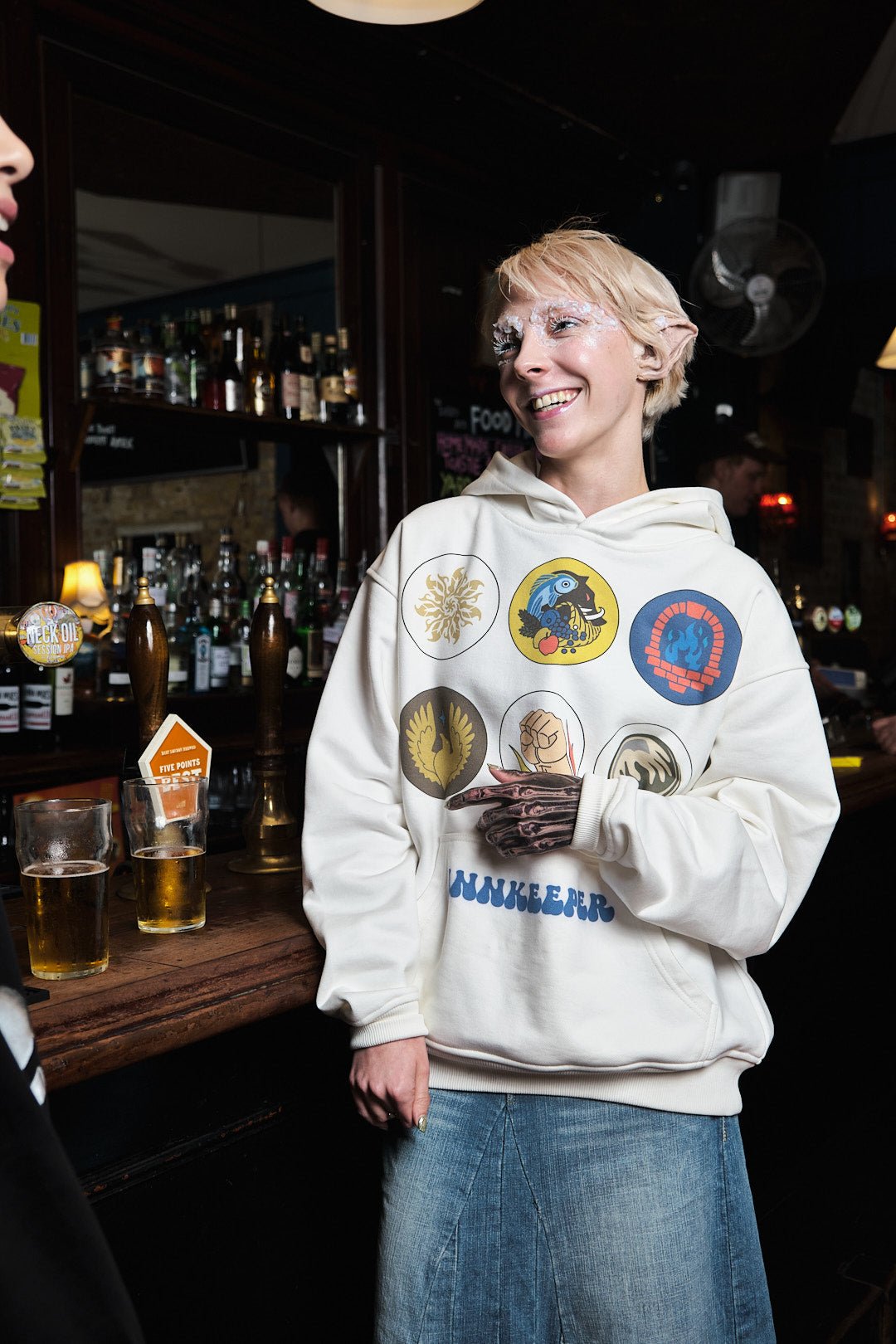 Innkeeper Hoodie - The Wandering Inn Store - pirateaba
