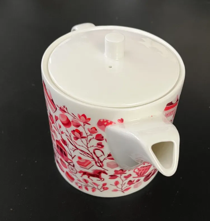 Lady Magnolia Teapot