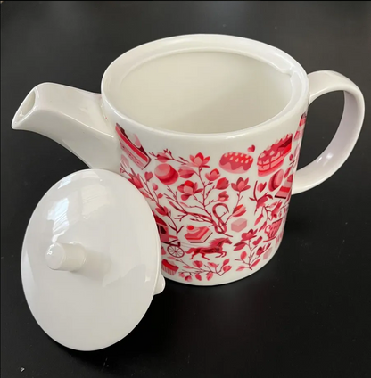 Lady Magnolia Teapot